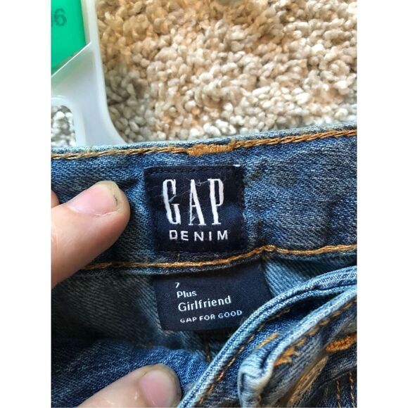 Gap Kids Denim Girls Blue Girlfriend Jeans Size 7  Plus NWT - Picture 4 of 6
